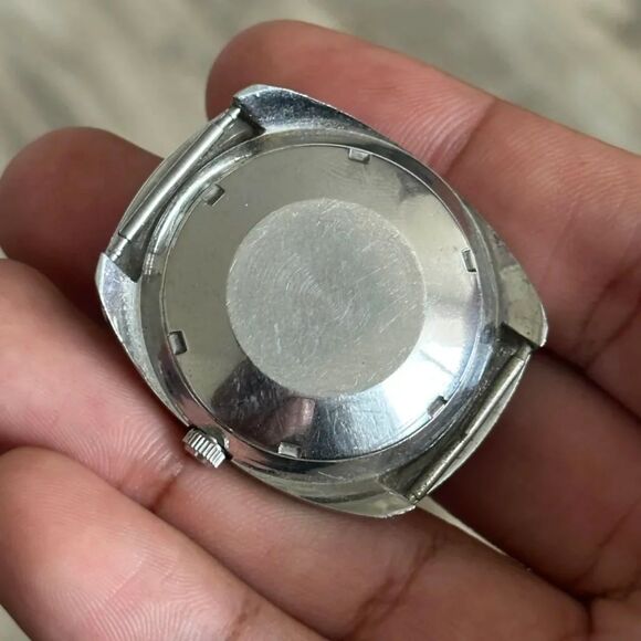 Vintage Wittnauer Automatic Date Watch - Picture 4 of 7